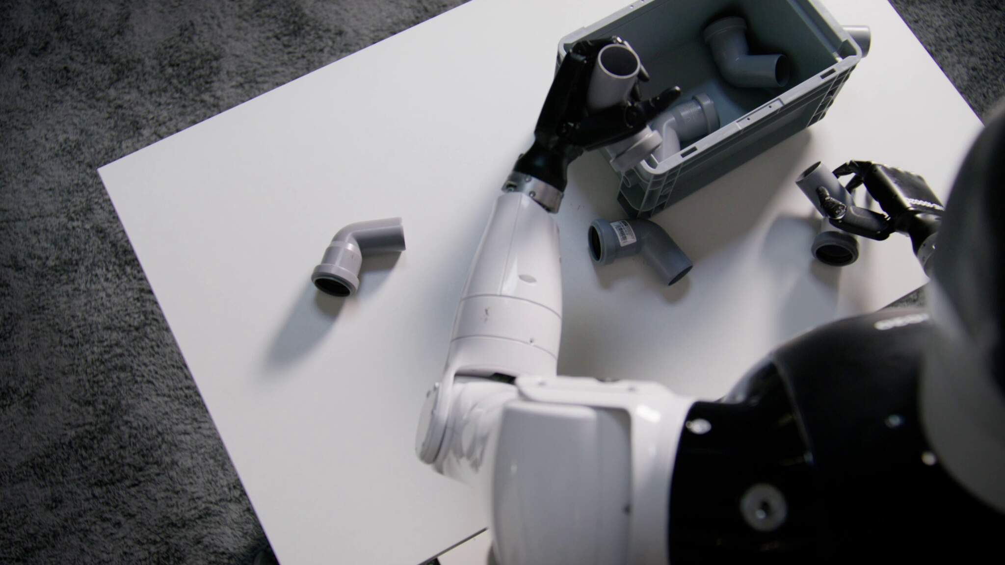 Prototypes van mensachtige robots hebben de afgelopen jaren een flinke ontwikkeling doorgemaakt. Foto: NEURA Robotics
 